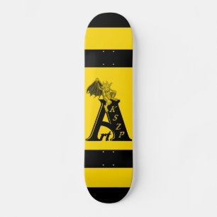 ArtKSZP Logo mit Kleine Golem schwarz gelb design スケートボード