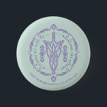 ARWEN™ Evenstar Quote Graphic 缶バッジ<br><div class="desc">Embrace the grace and strength of Middle-earth™ with this elegant Lord of the Rings™ design inspired by Arwen™ and the timeless beauty of Elven artistry. At the center, an intricate Evenstar-style motif is framed by delicate scrollwork and flowing ornamental details, creating a refined, symmetrical composition. Encircling the design is the...</div>