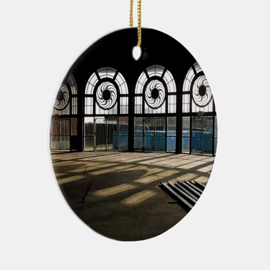 Asbury公園のカジノの回転木馬の家のインテリア セラミックオーナメント (右)