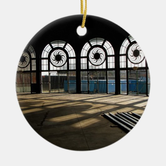 Asbury公園のカジノの回転木馬の家のインテリア セラミックオーナメント (正面)