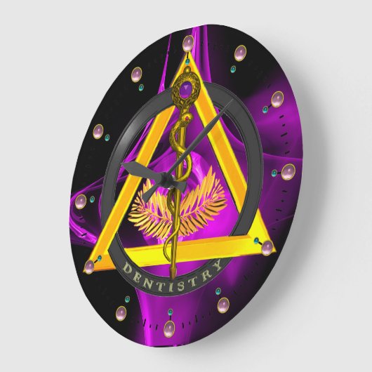 ASCLEPIUSの歯科医の歯科の記号、薄紫の棒 ラージ壁時計 (傾斜)