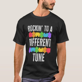 ASDヘッドフォンのパズ違うズを調整するためにロックする自閉症 Tシャツ