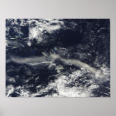 Ash Plume from Soufriere Hills, Montserrat ポスター (正面)