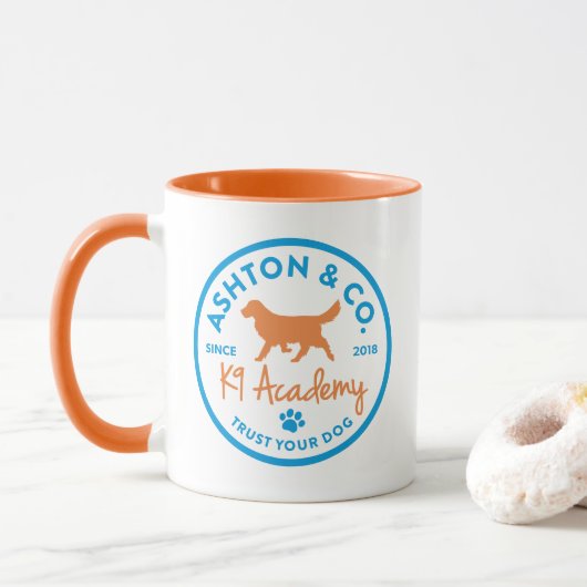 Ashton & Co. K9 アカデミー 11 oz. 2色 サークルロゴ マグカップ (ドーナツ)