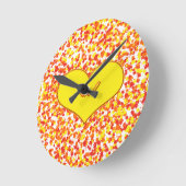 ASL-I Love You with ハート by Shirley Taylor ラウンド壁時計 (傾斜)