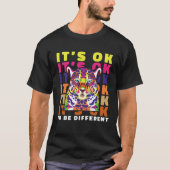 Asperger Syndrome ITS OK TO BE DIFFERENT Autism Cr Tシャツ (正面)