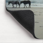 Assitiqueの島の野生の馬 マウスパッド (コーナー)