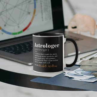 Astrologerのおもしろい定義のカスタマイズ マグカップ