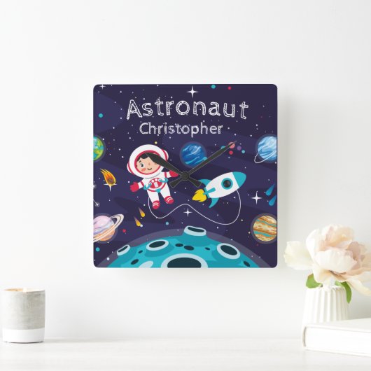 Astronaut child on the moon, monogrammed name スクエア壁時計 (ホーム)