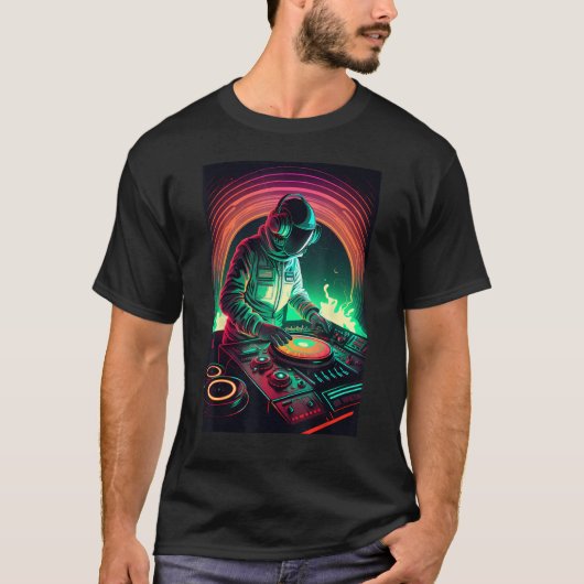 Astronaut DJ DJing in Space EDM cool Graphic Vapor Tシャツ (正面)