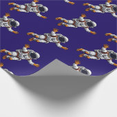 Astronaut in space ラッピングペーパー (角)