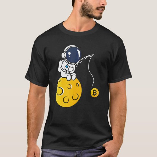 Astronaut Moon Fishing BTC Crypto Cryptocurrency B Tシャツ (正面)