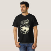 Astronaut Performing a Wheelie on Mars Tシャツ (正面フル)
