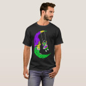 Astronaut Swinging On Moon Skull Mardi Gras Carniv Tシャツ (正面フル)