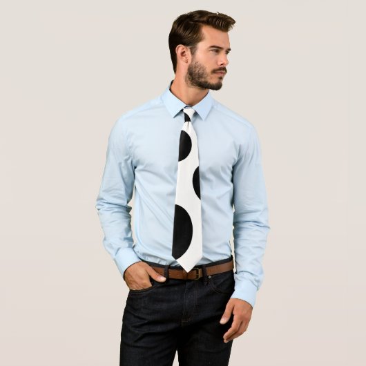 Asymetricの水玉模様、大きい円黒及び白 ネクタイ (インサイチュ)