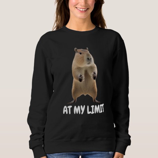 At My Limit Angry Capybara スウェットシャツ (正面)