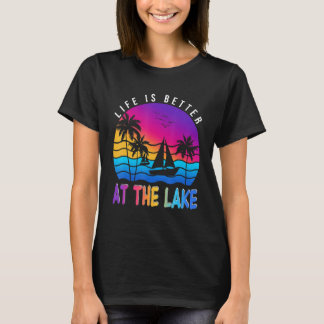 At The Lake Boat Retro Boating Summer Pontoon Tシャツ