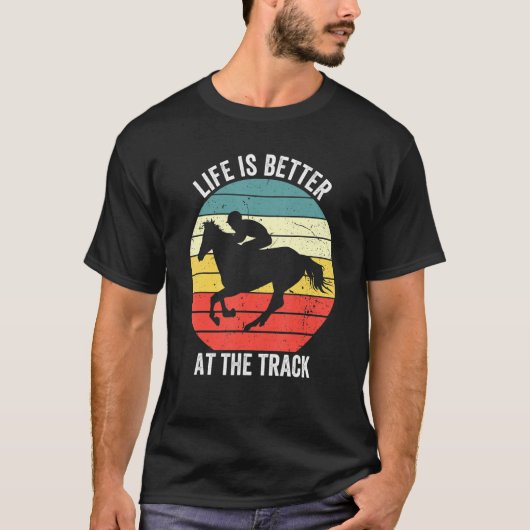 At The Track Retro Derby Horse Racing Tシャツ (正面)