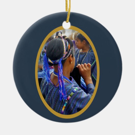 Atitlanの若い織工 セラミックオーナメント (正面)