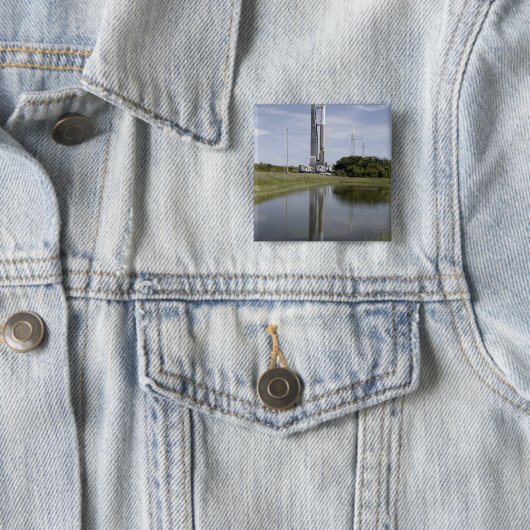 Atlas V/Centaurは打ち上げ会社に到着 缶バッジ (インサイチュ)