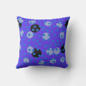 Atomic Blueberry - Retro Polka Dot Dream   クッション (裏面)