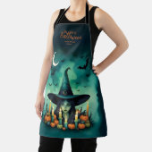 Attractive & Mystical Halloween Witch Conjures エプロン (インサイチュ)