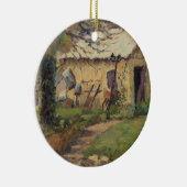 Augusta Missouri Homeの後ろに置かれた風光明媚な古いツール セラミックオーナメント (右)