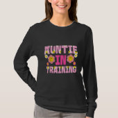 Auntie In Training Tシャツ (正面)