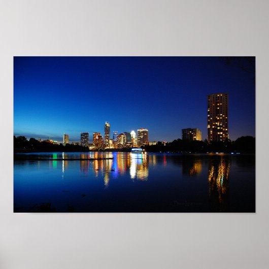 Austin Texas Downtown Night Skyline Ladybird Lake ポスター (正面)
