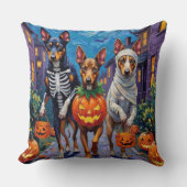 Australian Kelpie Trick-or-Treating Halloween クッション (正面)