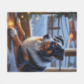 Australian Shepherd With Christmas Lights Holiday フリースブランケット (正面(横))