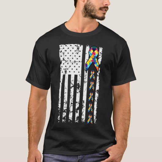 Autism Awareness American Flag Distressed Tee Tシャツ (正面)