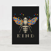 Autism Awareness Bee Kind Puzzle Pieces  カード (正面)