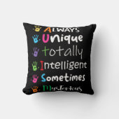 Autism Awareness Kindness Always Unique Totally クッション (正面)