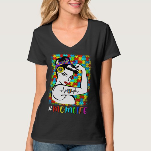 Autism Awareness MOM LIFE Warrior Autistic Mother  Tシャツ (正面)