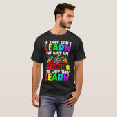 Autism Awareness Teacher Autistic Teach Learn Tシャツ (正面フル)