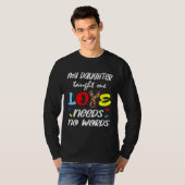 Autism My Daughter Taught Me Love Needs No Words D Tシャツ (正面フル)