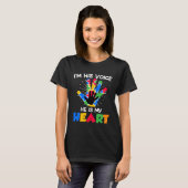 Autistic solidarity for autistic child Autism Awar Tシャツ (正面フル)