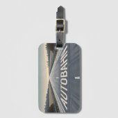 Autobahn Infinite Road Perspective Art ラゲッジタグ (正面縦)