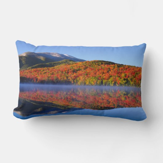 Autumn Adirondack Mountains | New York ランバークッション (正面)