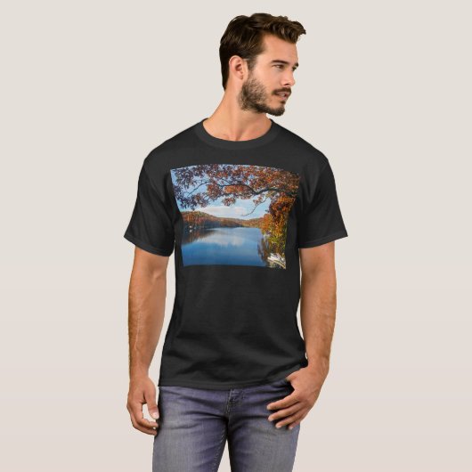 Autumn at Lake Killarney Tシャツ (正面フル)