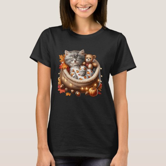 Autumn Cat Graphic for Kitten Mom and Cat Grandma  Tシャツ (正面)