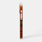 Autumn Lake Reflection Phone Case iPhone 16ケース (左側面)