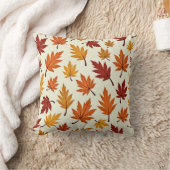 Autumn Leaves Pattern – Cozy Fall Foliage Design クッション (ブランケット)