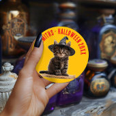 Autumn Orange And Red Kitten Witch Halloween ラウンドシール