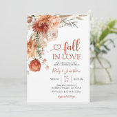 Autumn Rustic Floral Fall In Love Bridal Shower 招待状 (スタンド正面)