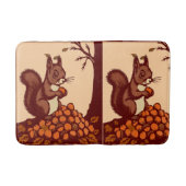 🐿️ Autumn Squirrel Bath Mat - Bathroom Floor Deco バスマット (正面)