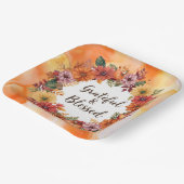 Autumn themed thanksgiving with flowers pumpkins ペーパープレート (傾斜あり)