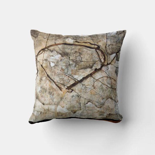 Autumn Tree in Movement by Egon Schiele クッション (裏面)