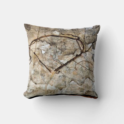 Autumn Tree in Movement by Egon Schiele クッション (正面)